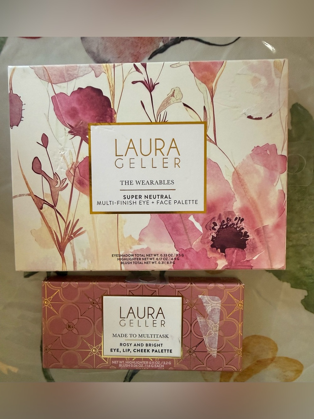 Eyeshadow Palette (Eye, Lip, Cheek)